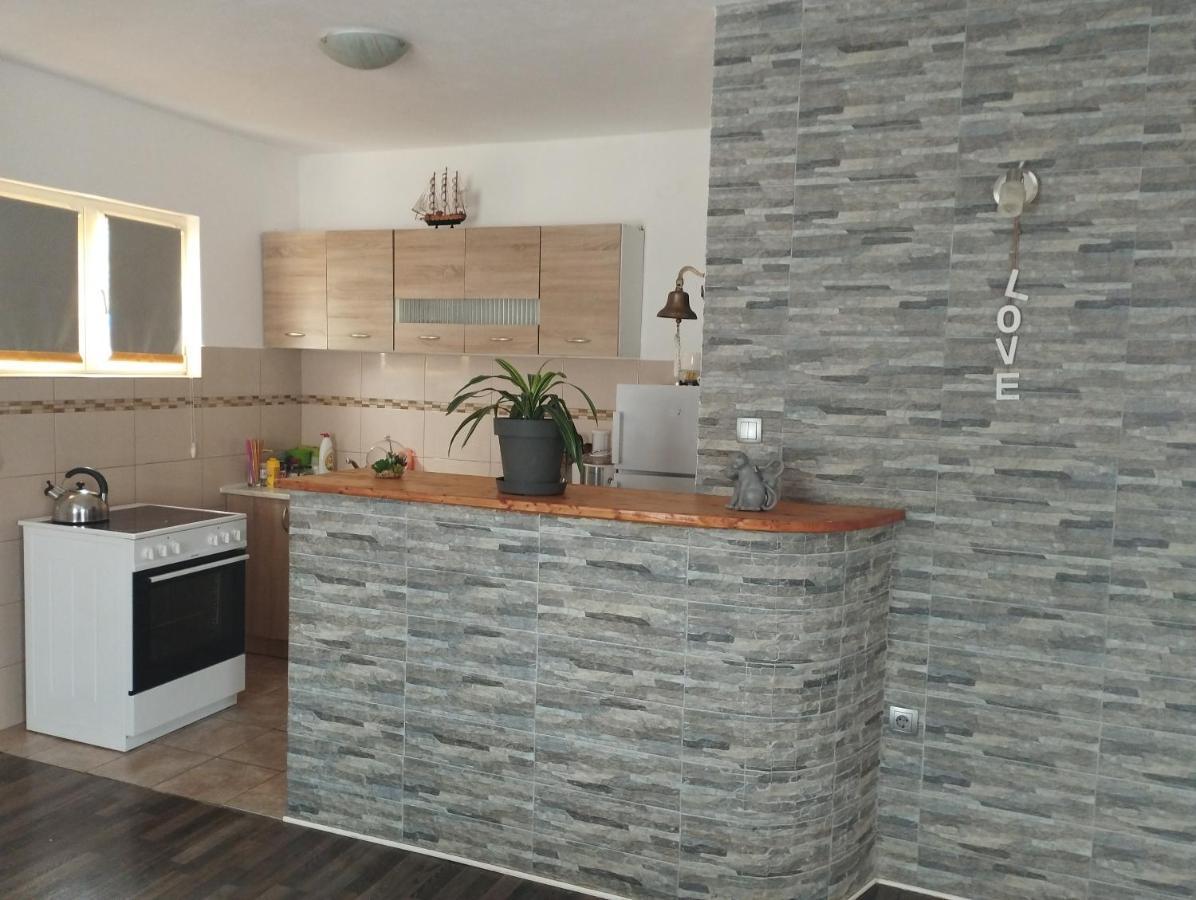 Pocanic'S Apartment Котор Экстерьер фото